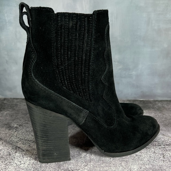 Dolce Vita Black Ankle Boots - Picture 11 of 13
